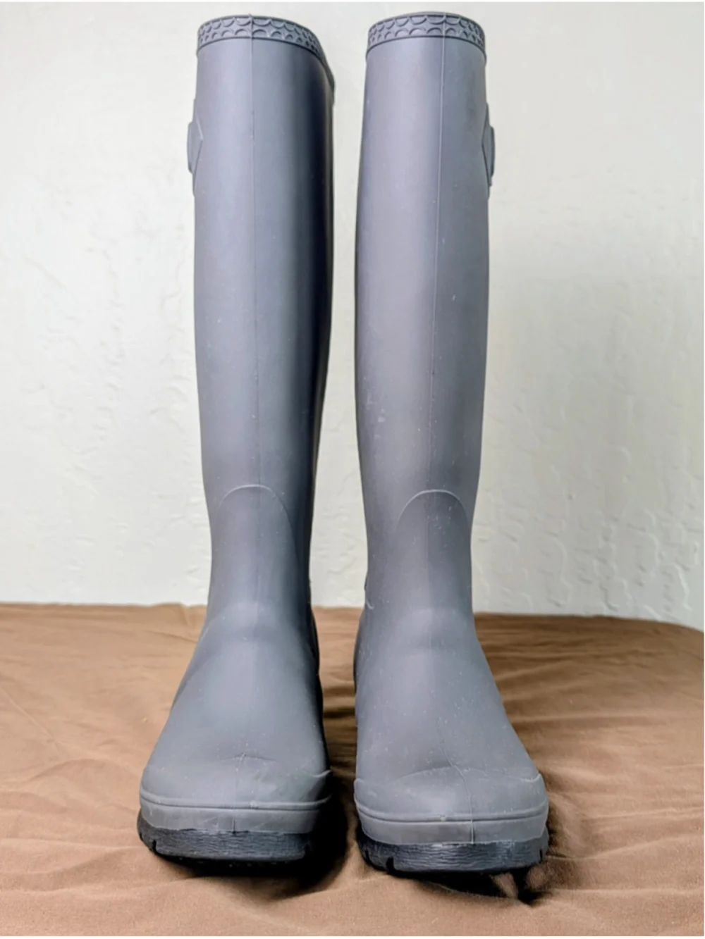 Kamik Womens Rain Boots Size 6 Gray Matte Waterproof Tall Riding Style Boots